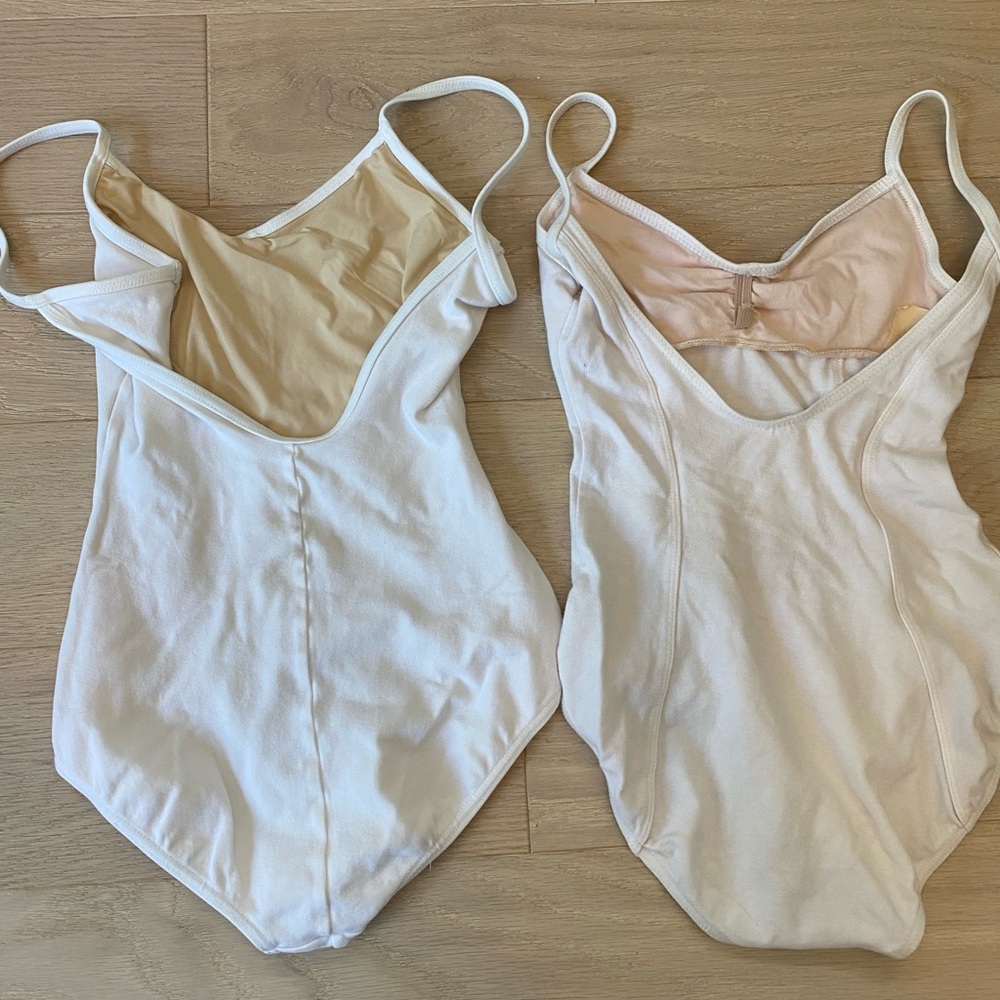 White basic xs Mirella ballet leotard - Picture 2 of 3